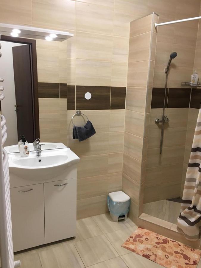 Aranykorona Apartmanház Miskolc Exterior foto