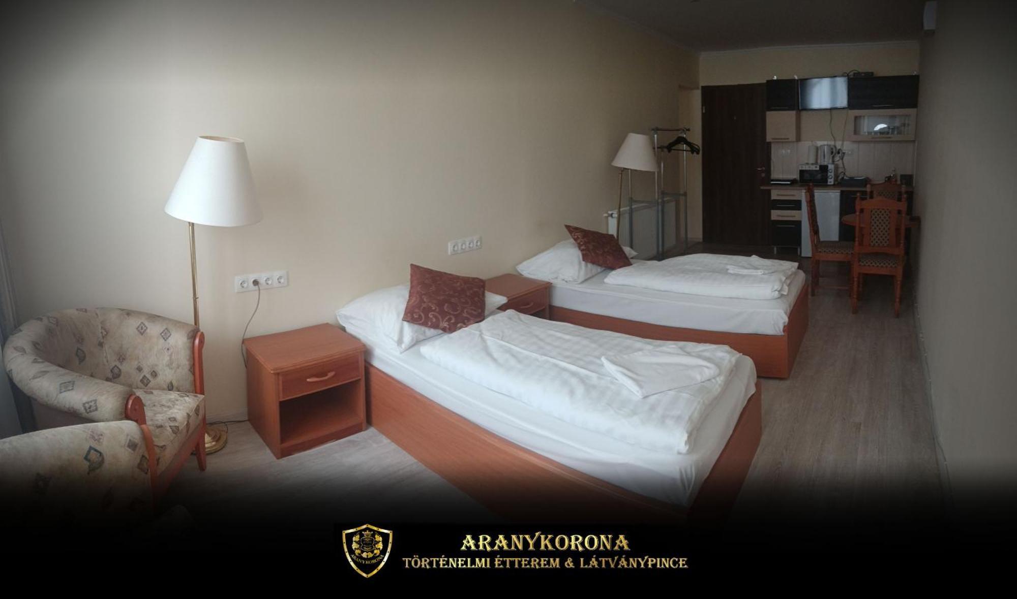Aranykorona Apartmanház Miskolc Exterior foto