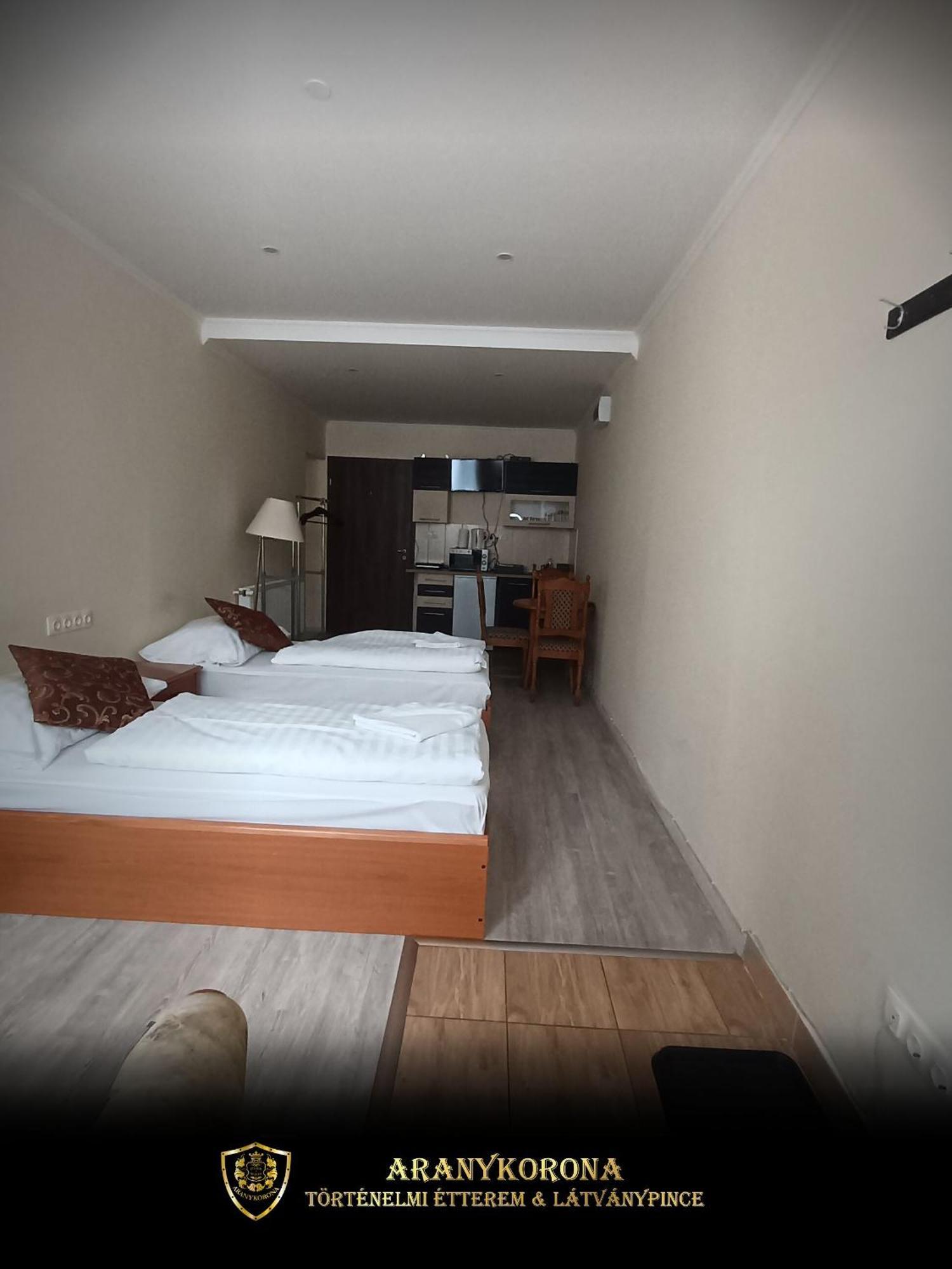 Aranykorona Apartmanház Miskolc Exterior foto